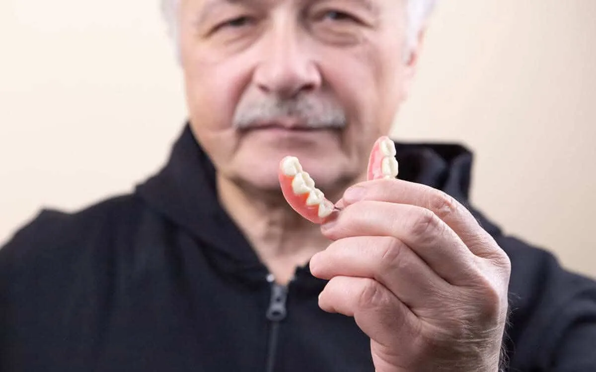 Why You Should Avoid Cheap Dentures