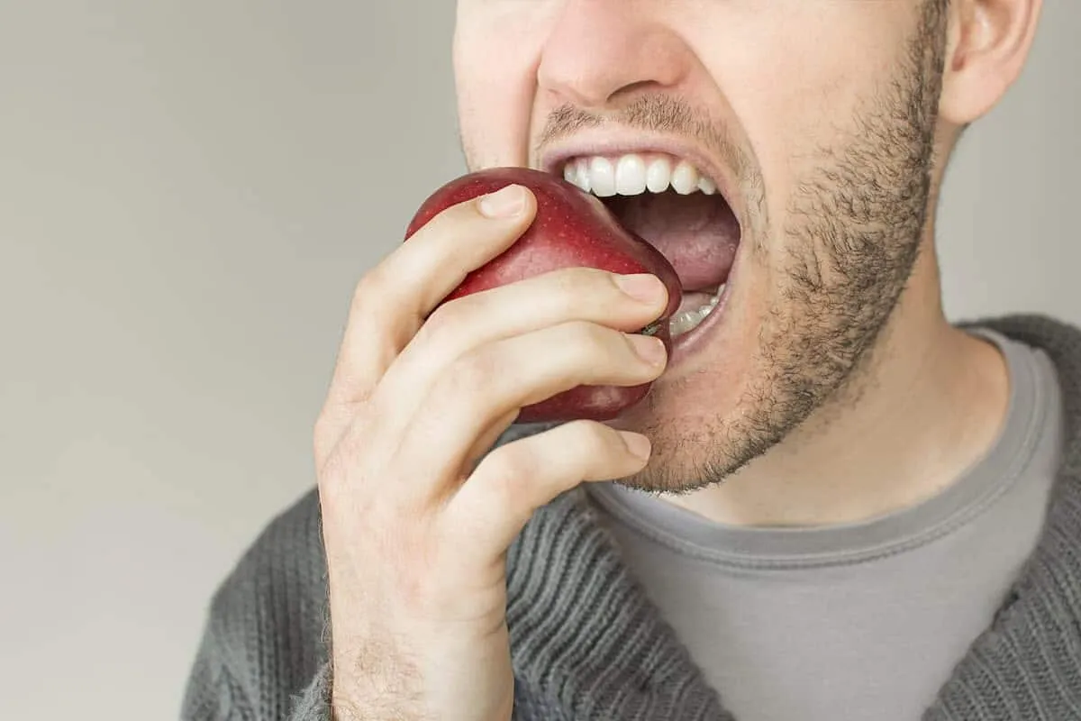 Eating With Dentures