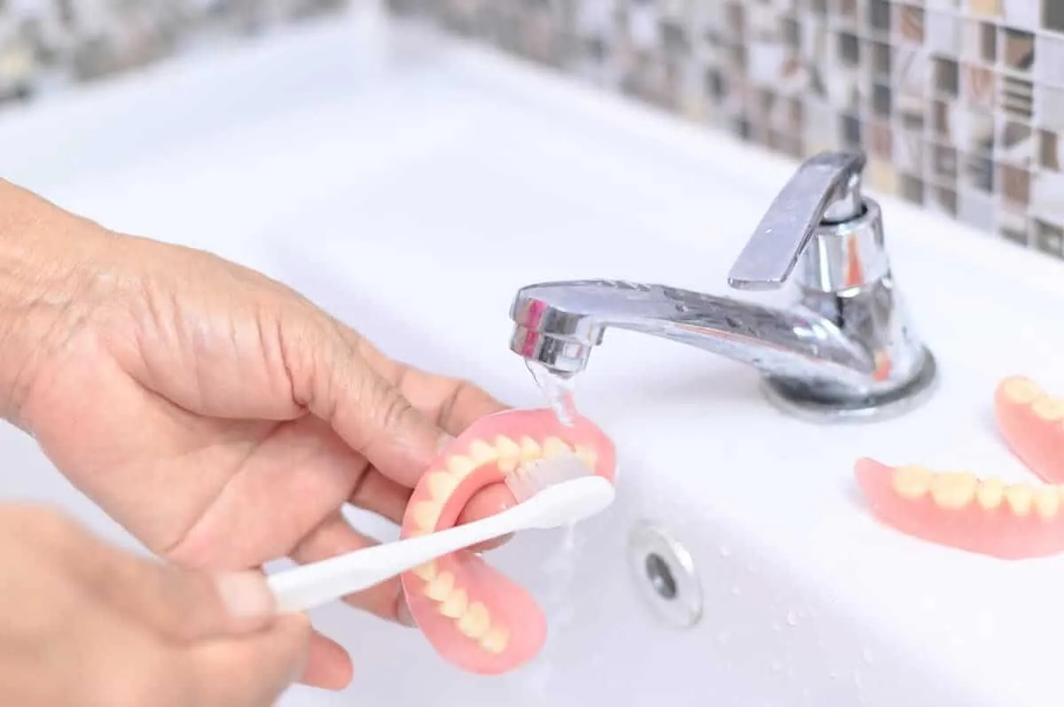 odour free dentures
