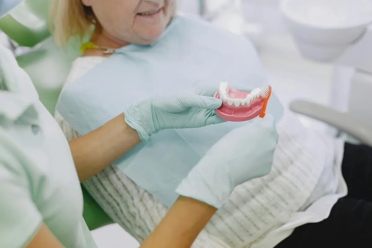 emergency dentures